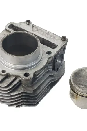 A Buon Prezzo Gruppo Termico Cilindro e Pistone PIAGGIO LIBERTY RST 125 2006 - 2008 VESPA LX