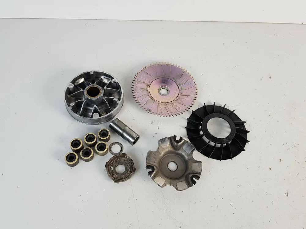 A Buon Prezzo Gruppo Variatore PIAGGIO LIBERTY 50 4T I-GET IGET 2015 2020