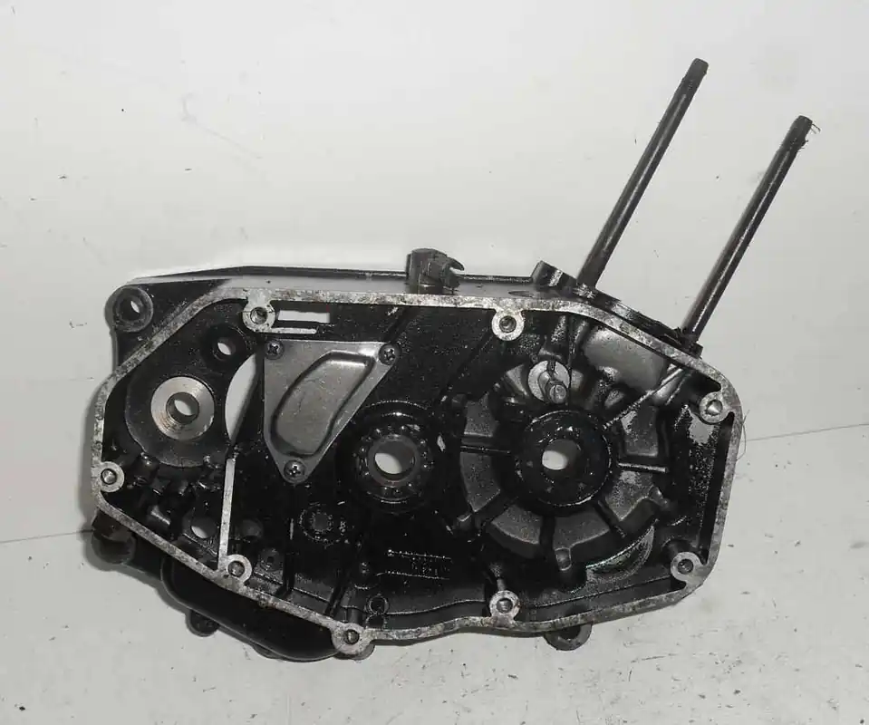 Acquista Ora Carter Destro Motore Aprilia Red Rose 50 1987 1989 RV3 AP