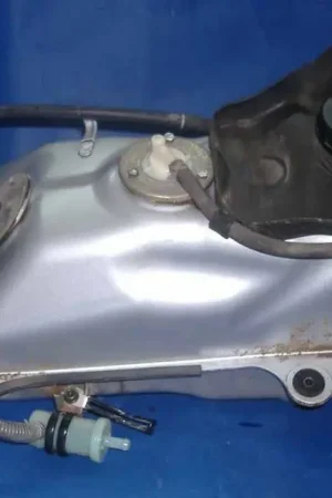 Spedizione Espresso Serbatoio Carburante Benzina Suzuki Burgman 250 400 1998 00 AN Fuel Tank