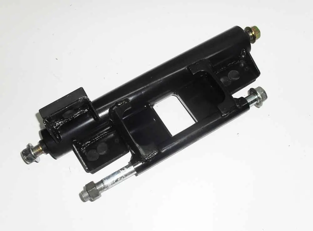 Braccio Oscillante Staffa Supporto Motore Suzuki Epicuro UC 125 150 1999 - 2003 Offerta Del Giorno