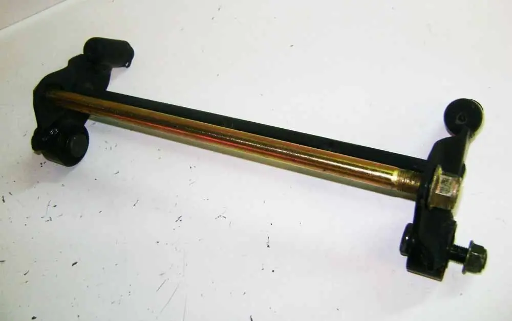 Affare Braccio Oscillante Staffa Supporto Motore Benelli Quattronove 49 X 50