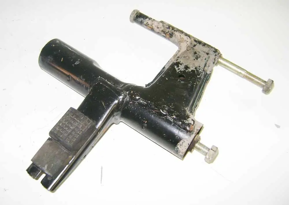Braccio Oscillante Staffa Supporto Motore Piaggio Sfera 50 RST 1995 - 1998 Non Perdere