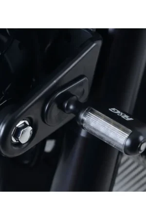 Adattatori per minifrecce anteriori per Kawasaki Z900RS - uso con minifrecce (minifrecce non incluse) Vendita Finale